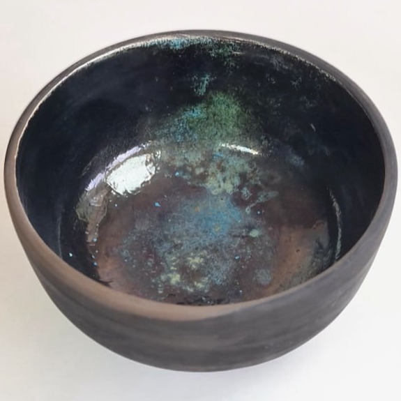 Schale mit Raku-Glasur