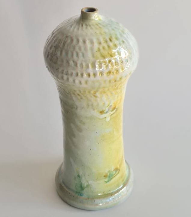 Vase_mit_Rippenoberfläche